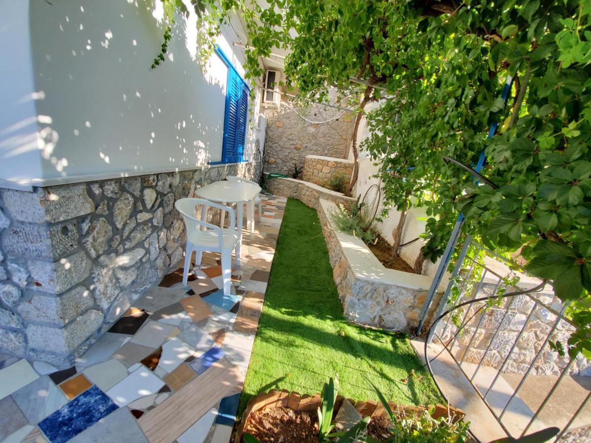 Panorama Studios & Apartments Myrties Exterior foto